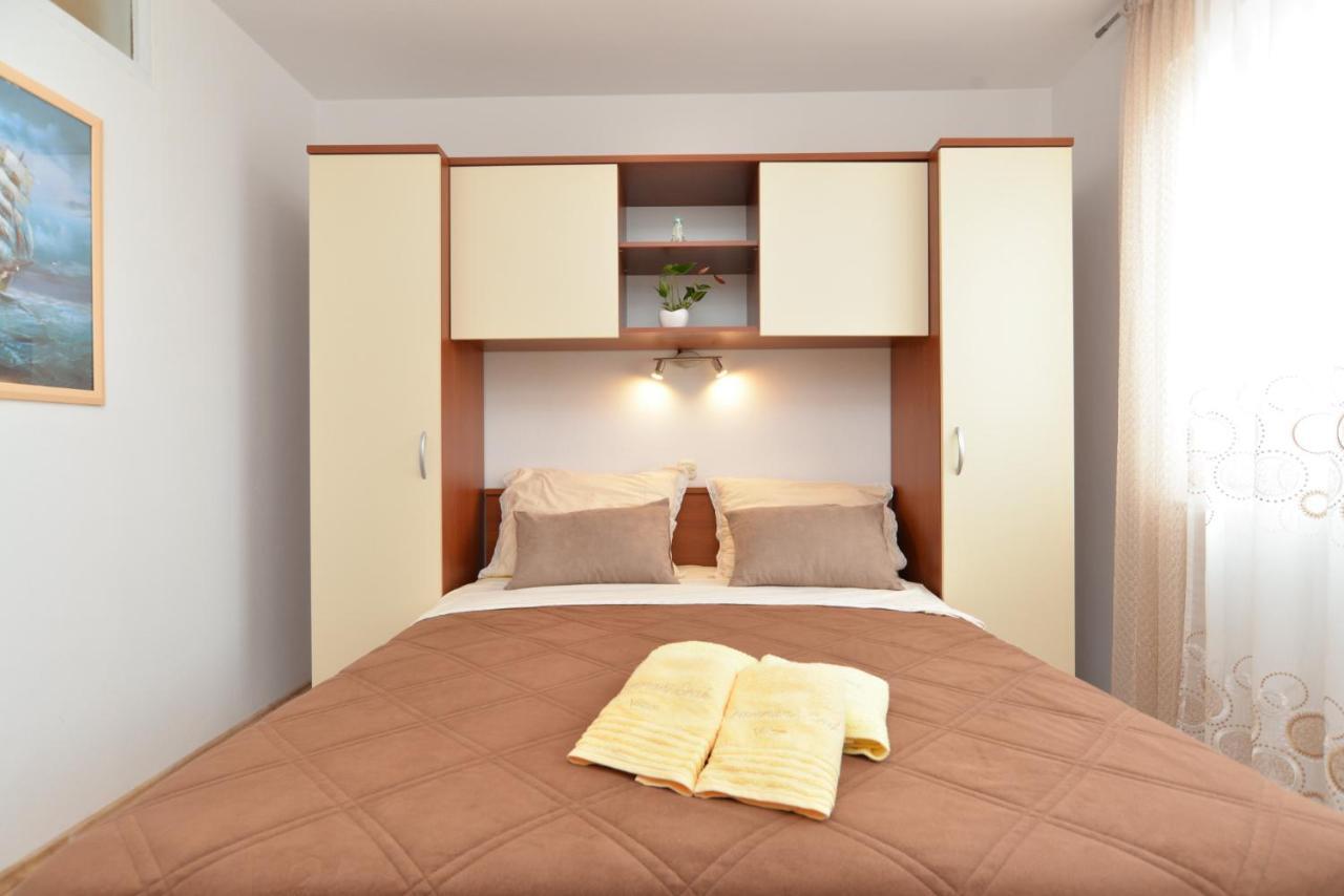 פולה Apartments Violete 742 מראה חיצוני תמונה