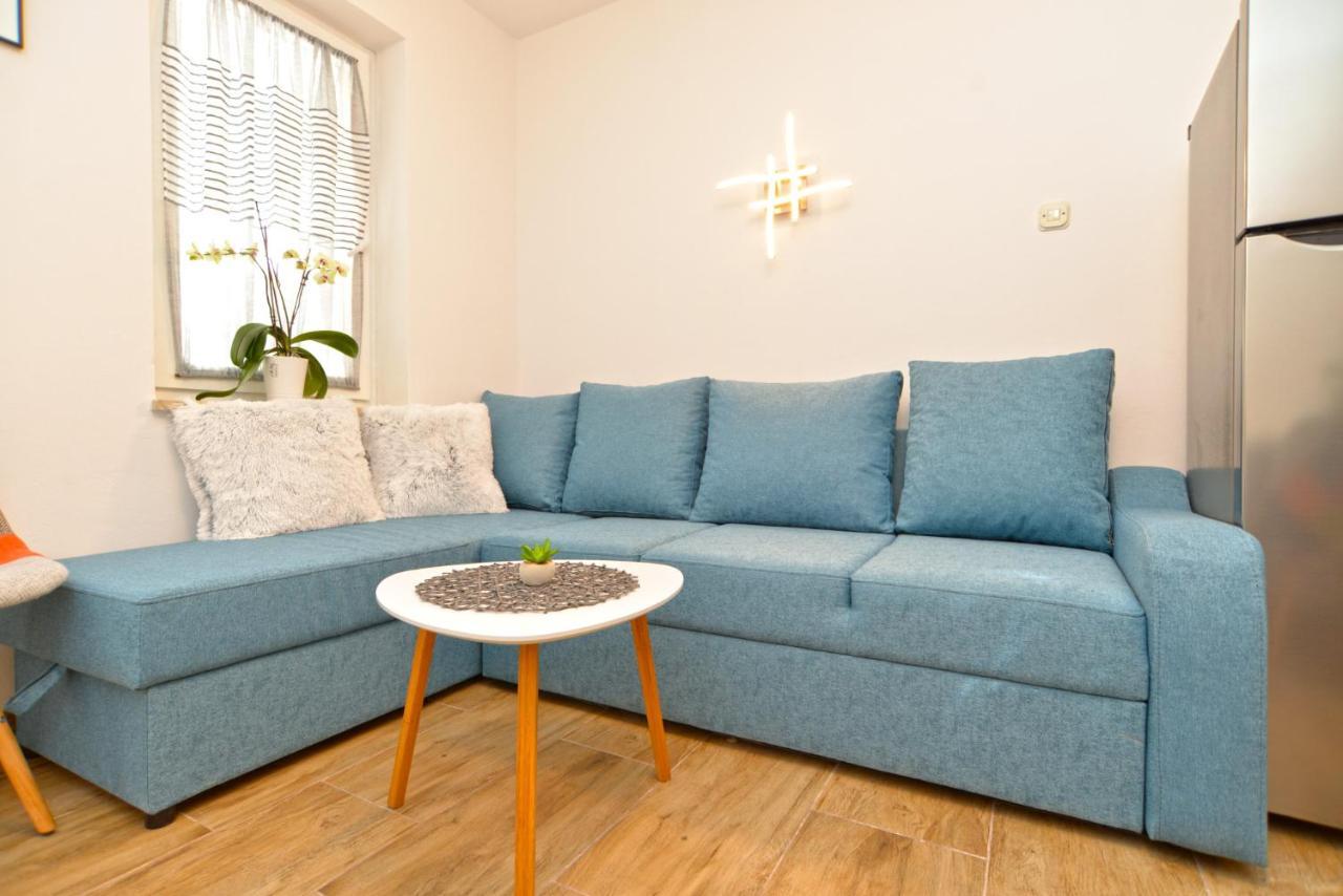 פולה Apartments Violete 742 מראה חיצוני תמונה