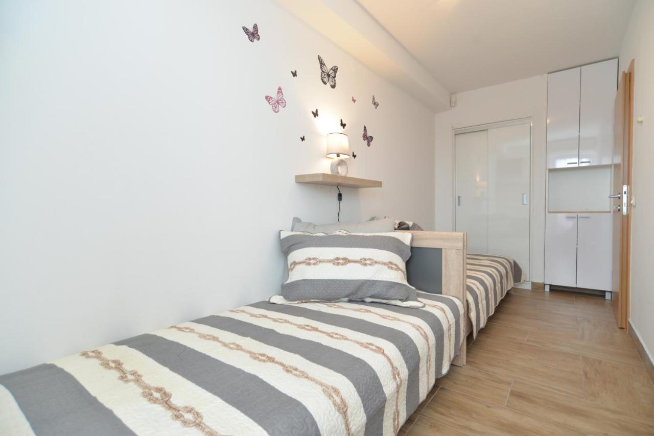 פולה Apartments Violete 742 מראה חיצוני תמונה