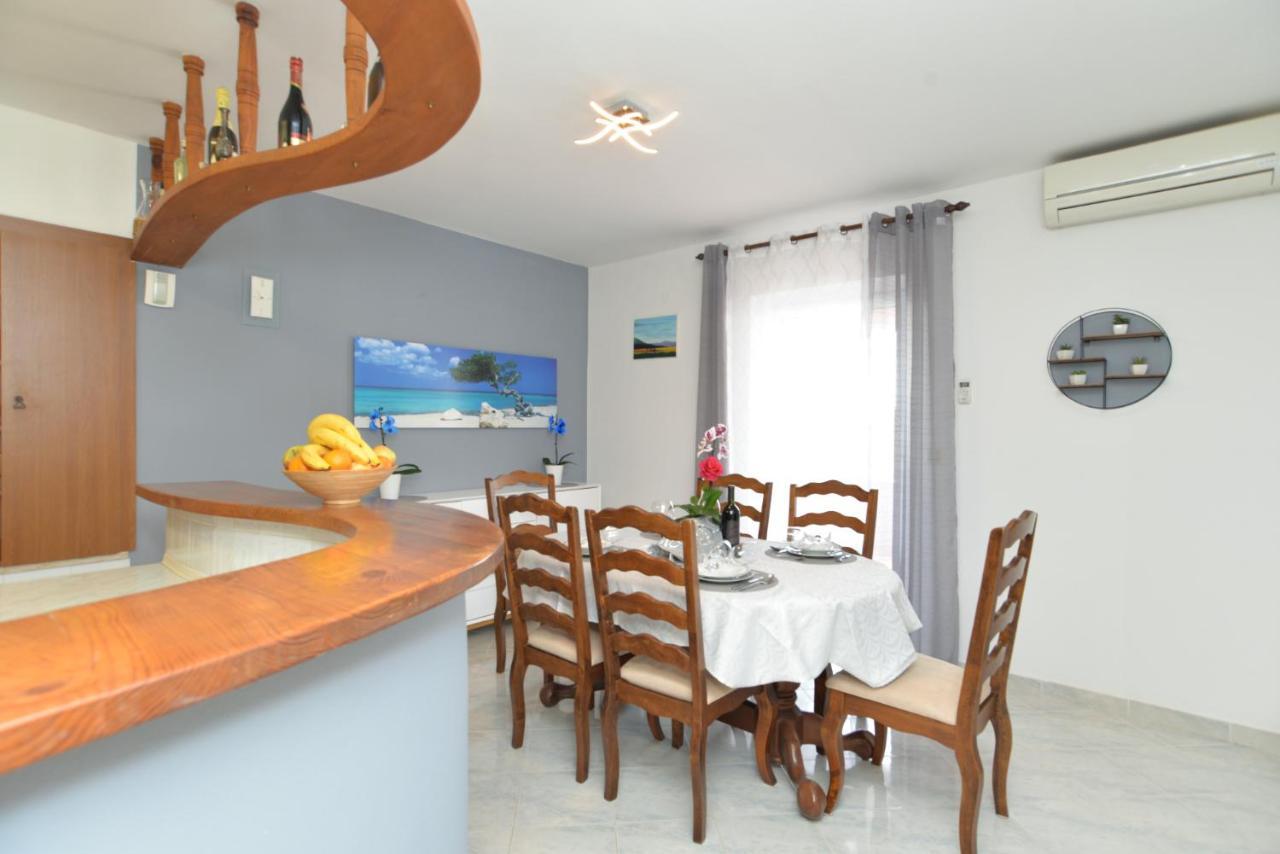 פולה Apartments Violete 742 מראה חיצוני תמונה