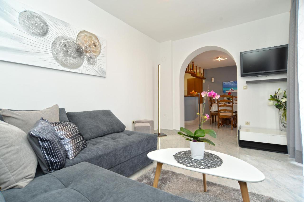 פולה Apartments Violete 742 מראה חיצוני תמונה